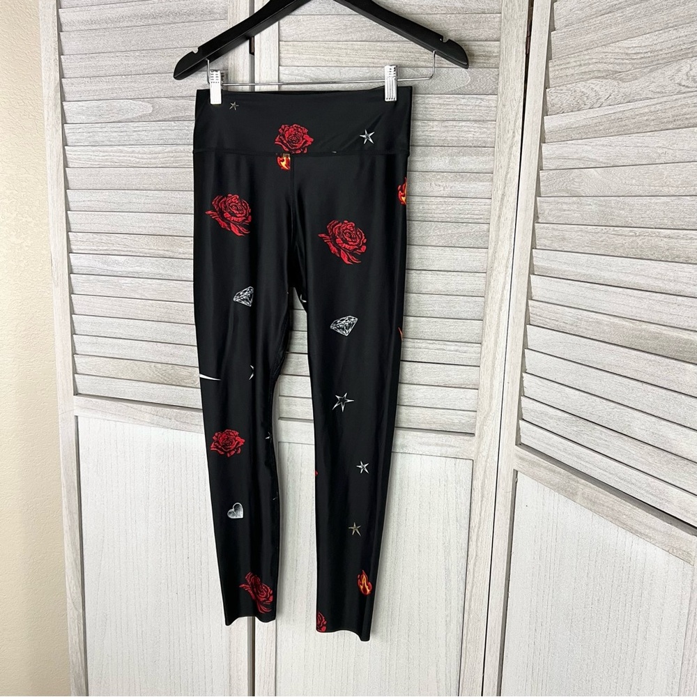 NWT Nike Power Pocket Lux Leggings | Black w/ Red & Silver | Size M | Mid-Rise - Picture 3 of 6